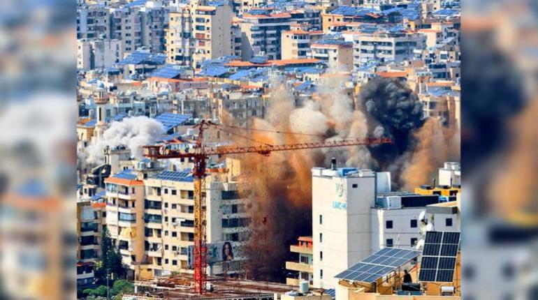 Israel alcanzó más de 100 objetivos en Beirut y en todo el Líbano, ayer. | EPA