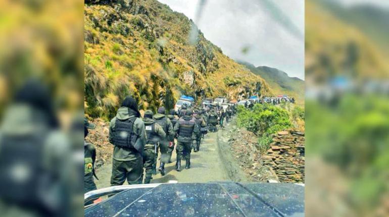 El conflicto por el avasallamiento de una empresa minera en Sorata. | Ajam